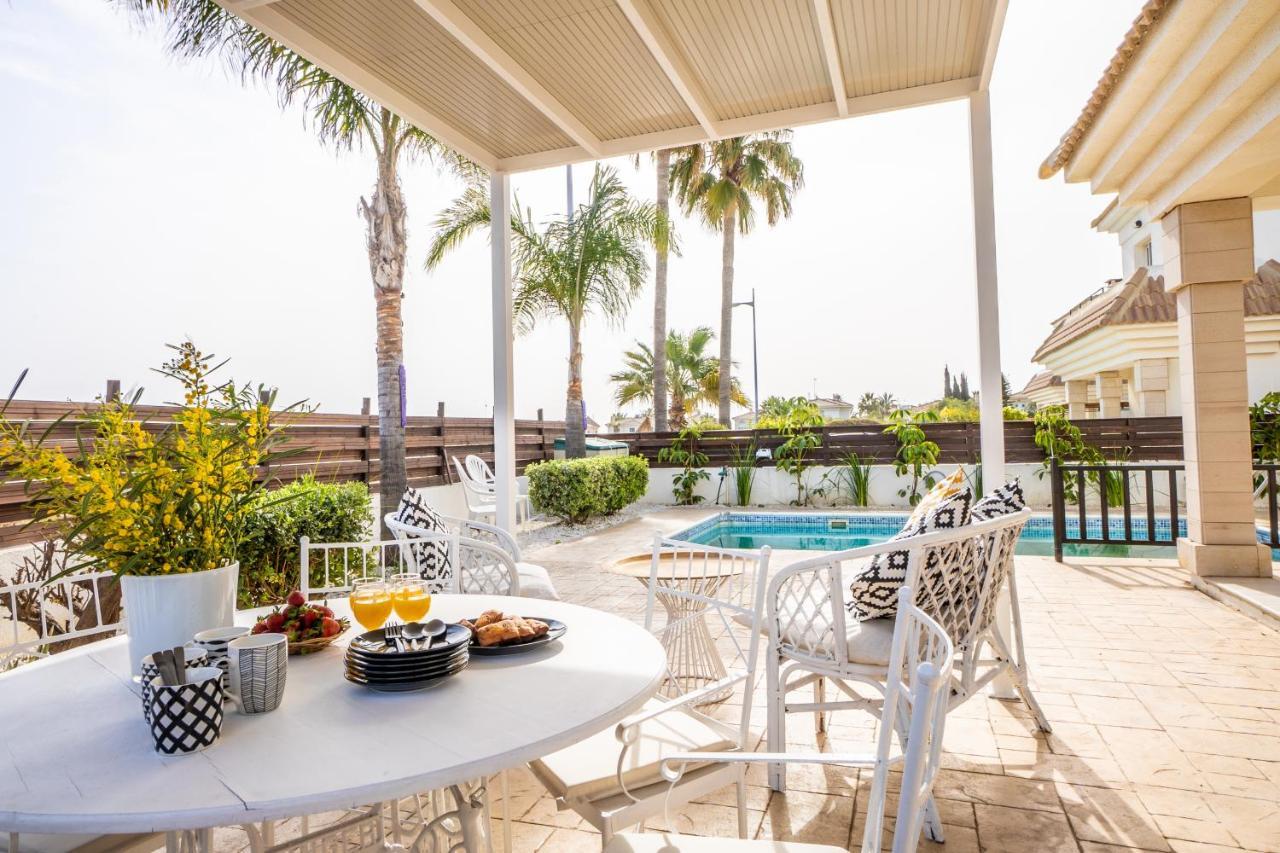 Villa Chill And Joy Paralimni Ngoại thất bức ảnh